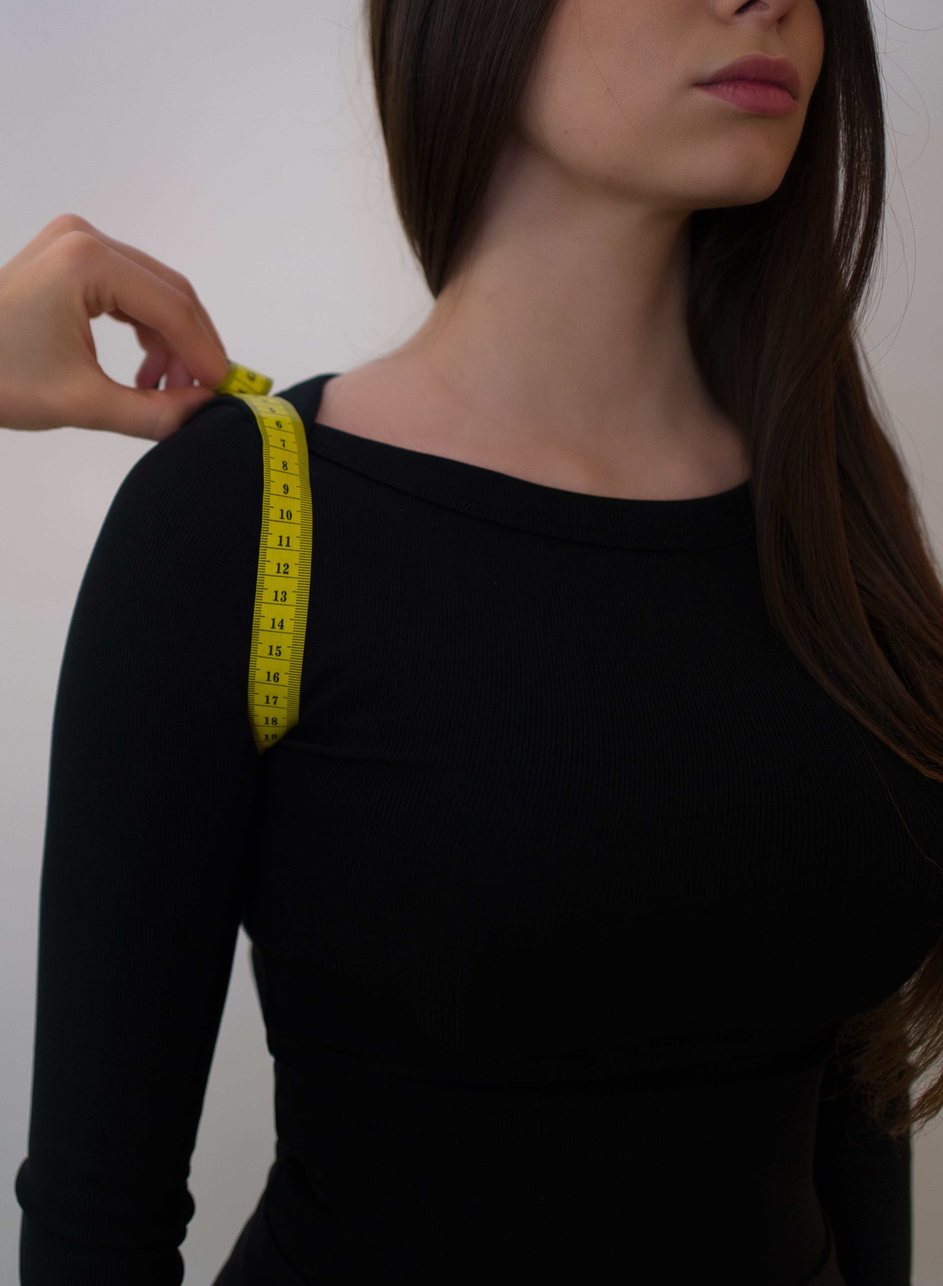 How to measure Armhole
