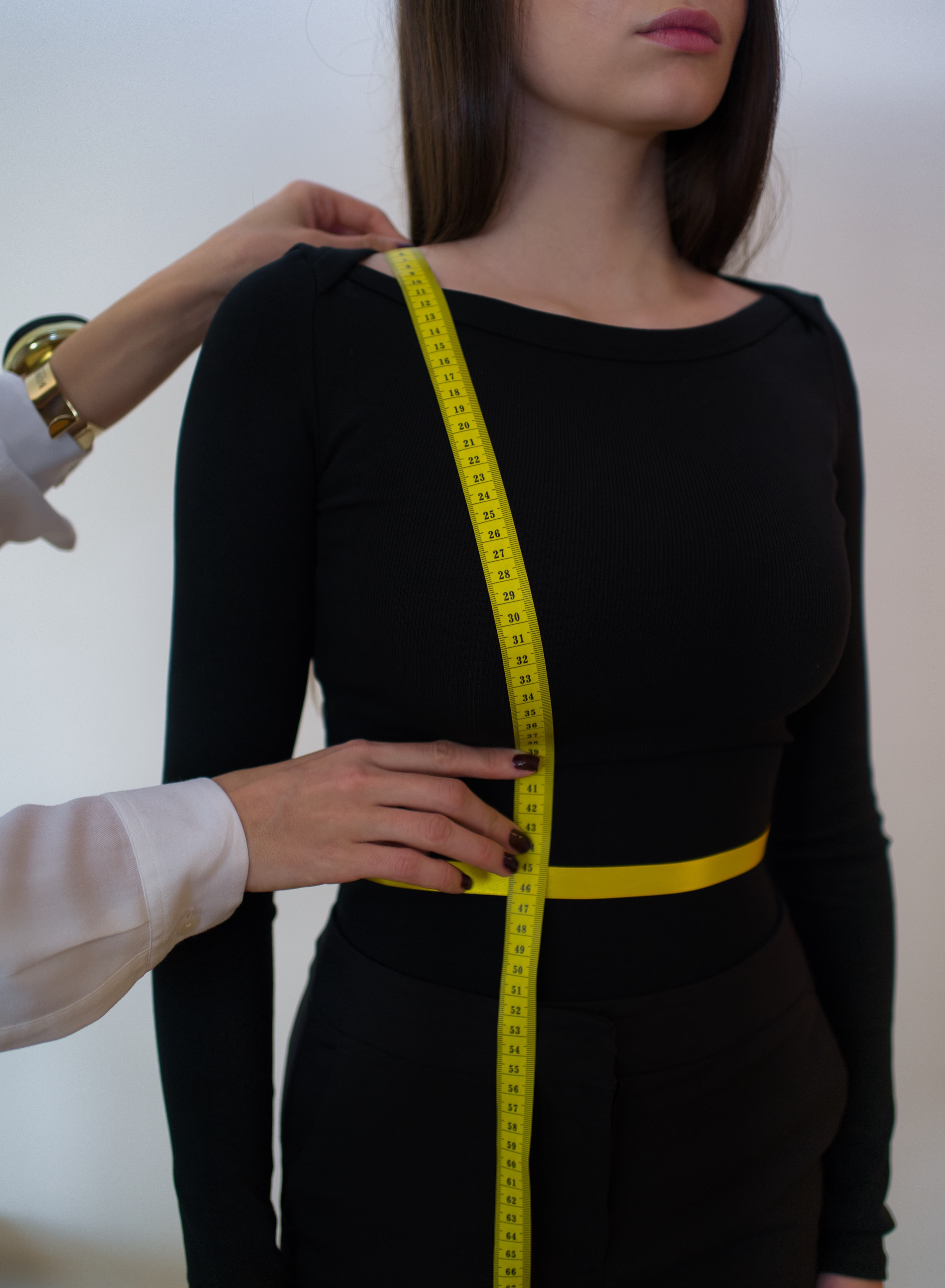 How to measure Shoulder to Waist